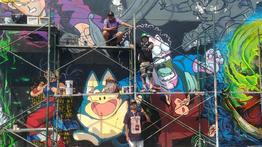 Artistas pintaron mural en homenaje a creador de Dragon Ball