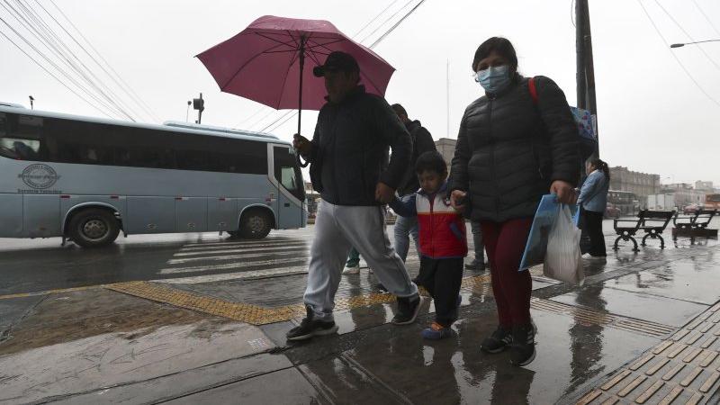 LLOVIZNAS EN LIMA