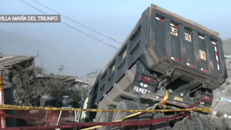 accidente de camión en Villa María del Triunfo