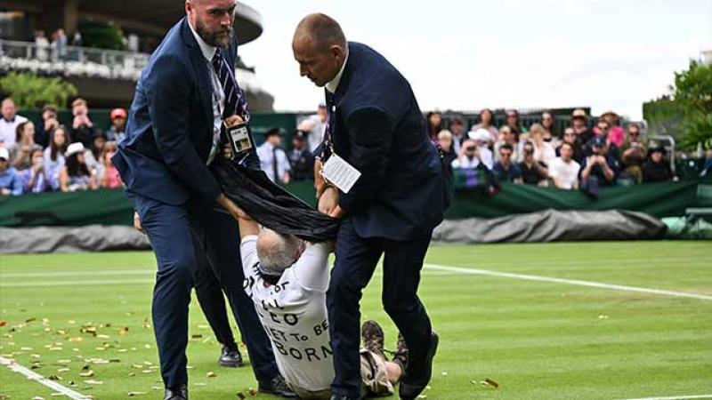 Wimbledon: activistas ecologistas interrumpen dos partidos de tenis