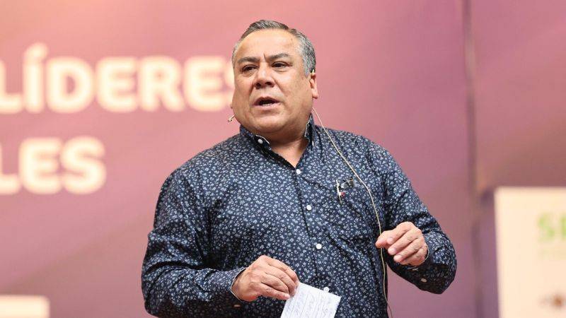 Premier Adrianzén insta a jóvenes empresarios a defender la democracia como base del crecimiento económico