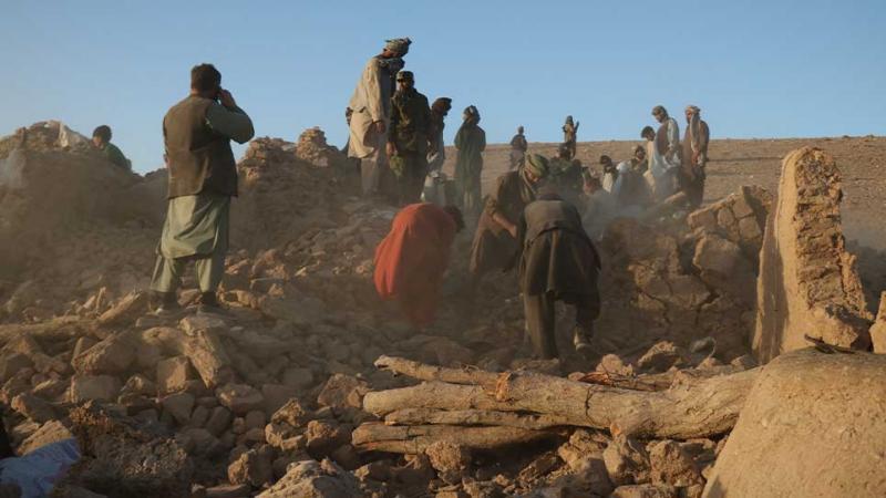 Afganistán muertos  sismo 6,3 grados