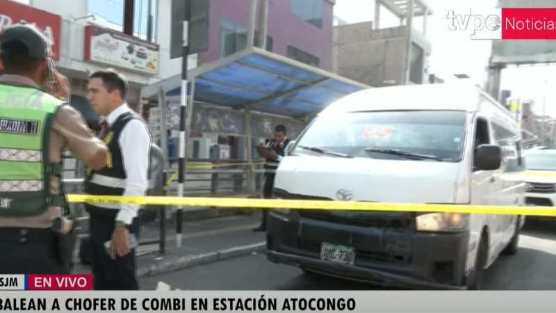 Atacan a balazos a camioneta combi en San Juan de Miraflores