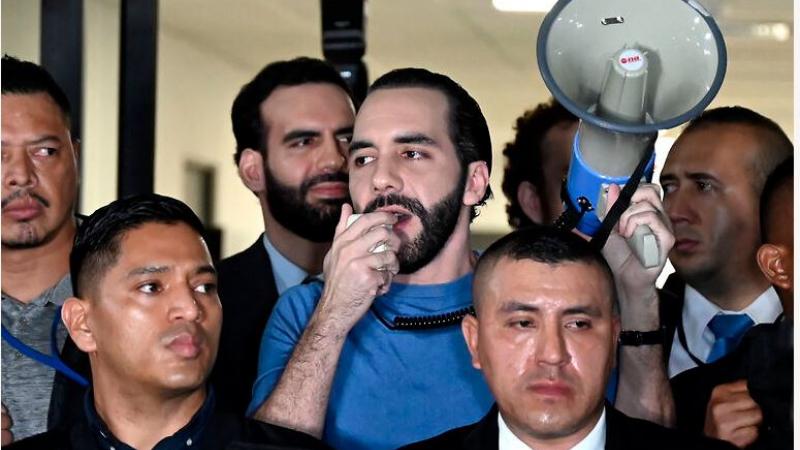 Nayib Bukele inscribe su candidatura a la reelección en El Salvador para el 2024
