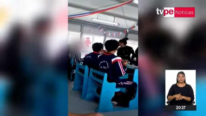 Callao: madre de familia es acusada de abofetear a alumno dentro de un salón de clases