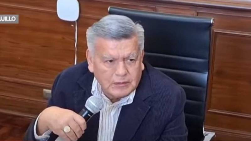 César Acuña China gobernador La Libertad