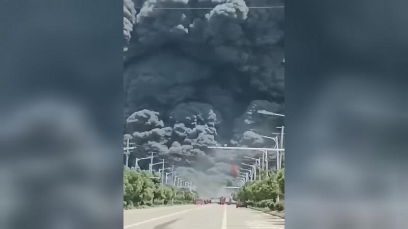China Incendio Explosión Fábrica