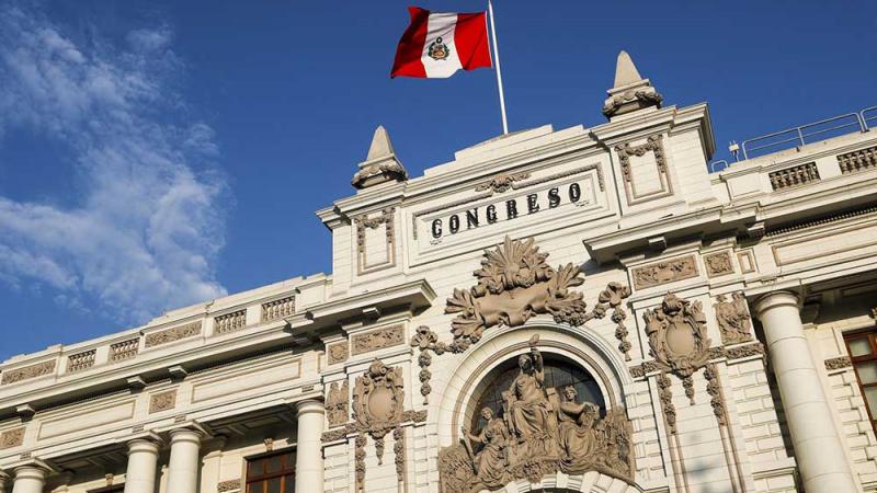 Congreso: Quito, Flores y Pariona presentaron su renuncia a la bancada de Perú Libre