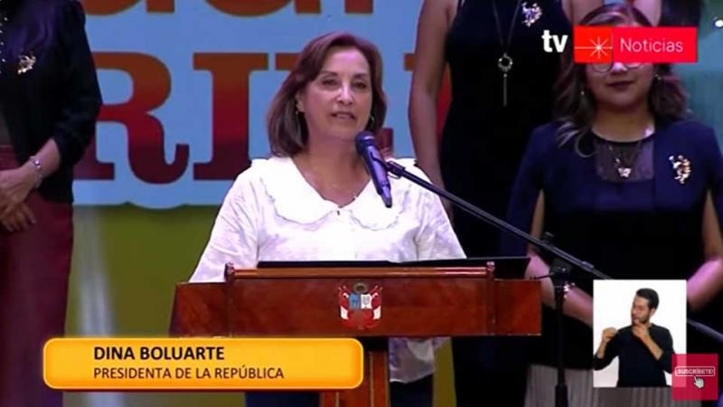 Presidenta Dina Boluarte emprendimientos  mujeres