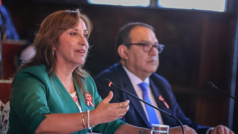 dina_boluarte_presidenta_senalo_que_el_peru_quiere_paz_dialogo_y_unidad_de_todos_los_peruanos