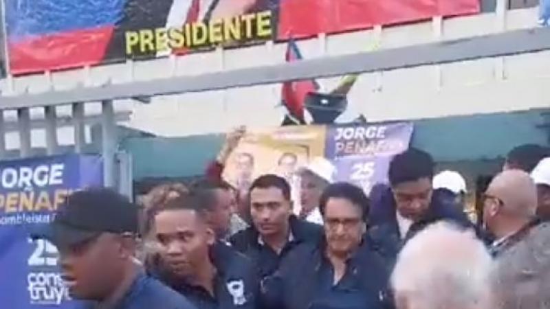 Ecuador: atentan contra candidato presidencial 
