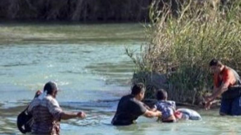 Estados Unidos México migrantes frontera Río Grande muerto niño