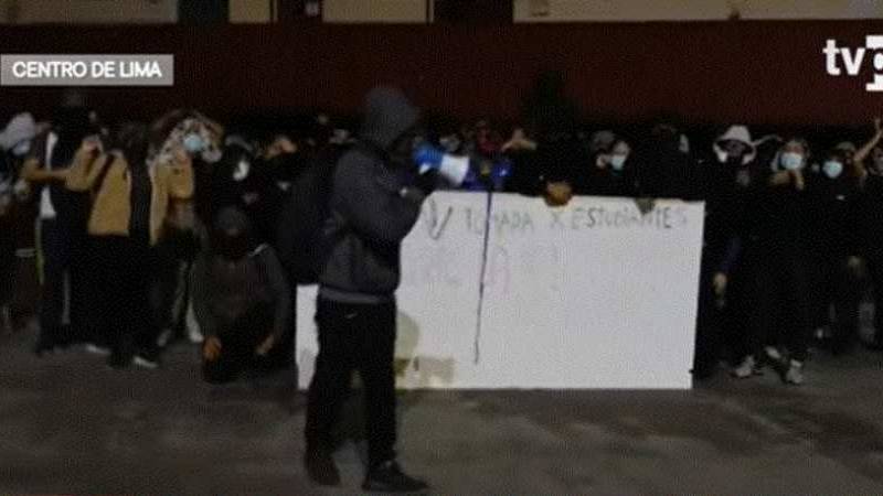 Universidad federico Villareal 