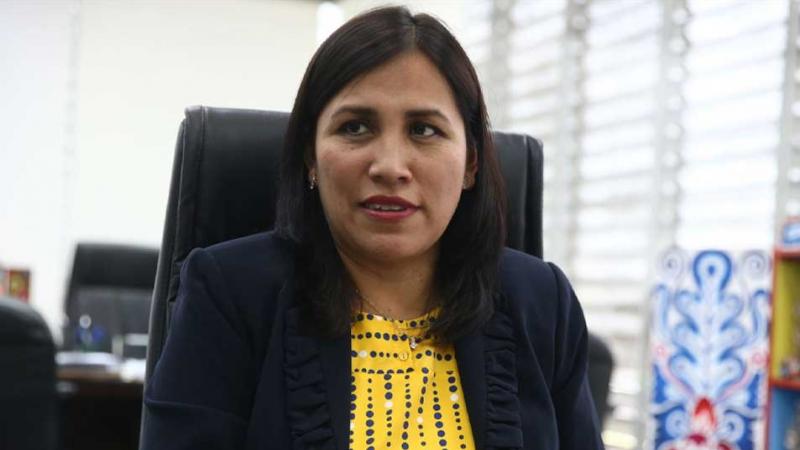Flor Pablo solicitó supervisar estrategia pedagógica en el Colegio Militar Leoncio Prado