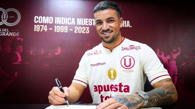 GABRIEL COSTA UNIVERSITARIO