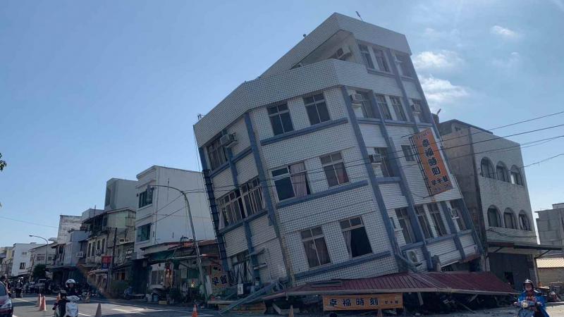 Taiwán: terremoto de 7.5 produce alerta de tsunami