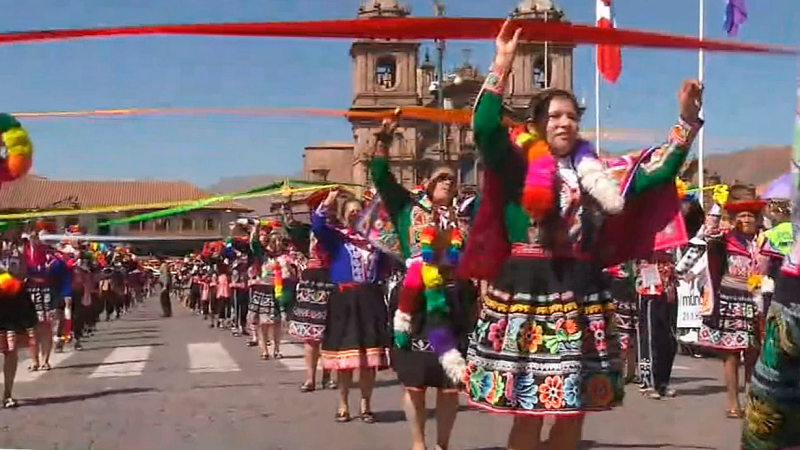 Inti Raymi Cusco Desfile Pasacalle