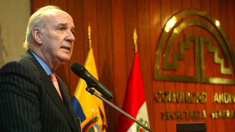 Excanciller José Antonio García Belaúnde