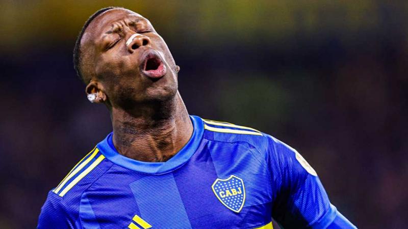 Luis Advíncula partido Boca Juniors Selección Peruana