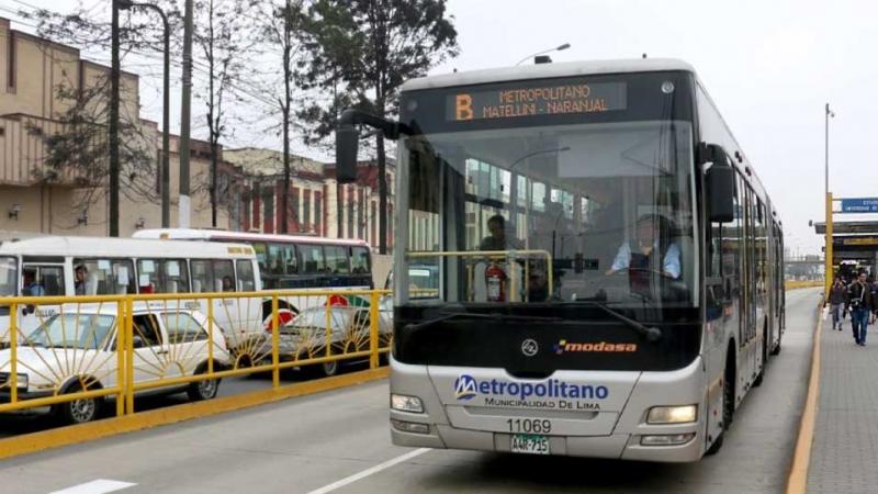 Centro de Lima: Metropolitano suspende sus servicios en 4 estaciones debido a las movilizaciones