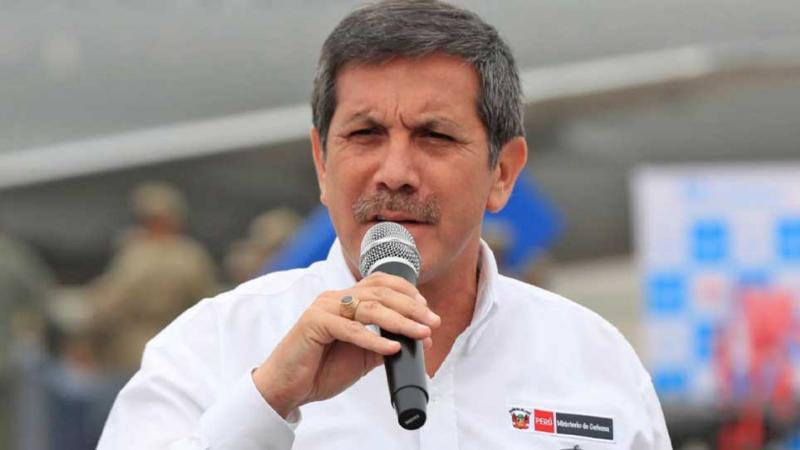 Ministro de Defensa: Estado de emergencia  Cercado de Lima  actividad comercial