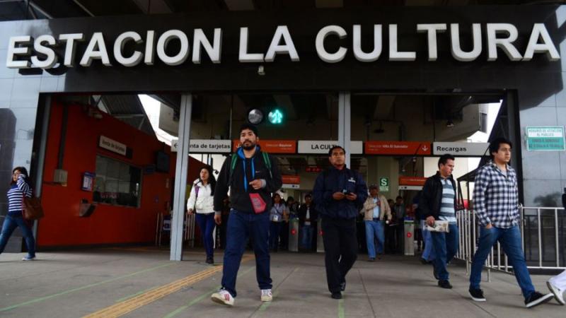 Pasajeros de la Línea 1 del Metro de Lima accederán a más de 1600 libros de manera gratuita