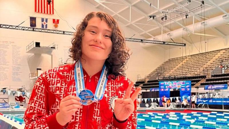 Micaela Apaéstegui conquista medalla de bronce en el World Series de paranatación