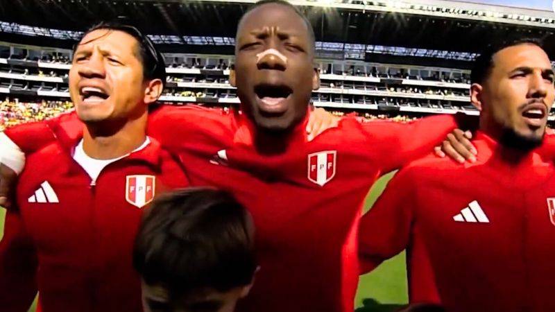 PERU VS ECUADOR HIMNO NACIONAL
