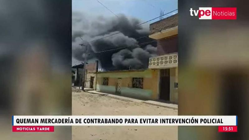Piura: queman mercadería de contrabando para evitar intervención policial