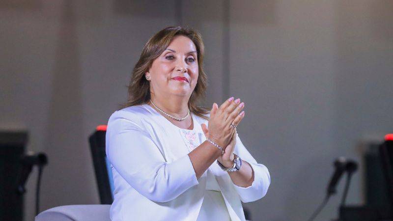 Presidenta Dina Boluarte