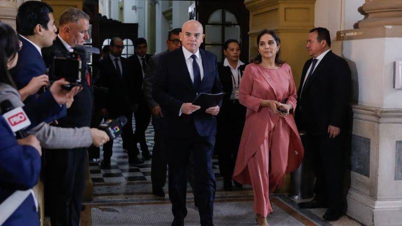 Premier Ernesto Álvarez