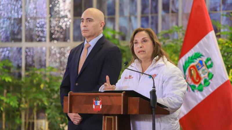 presidenta Dina Boluarte