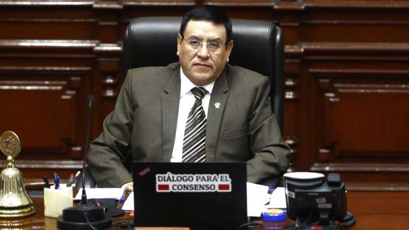 Presidente del Congreso Alejandro Soto Patricia Benavides