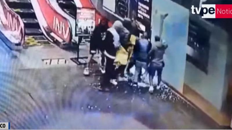 Robo en Surco centro comercial el Polo