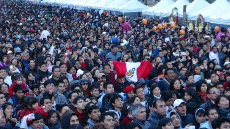 Población peruana jóvenes 'ninis' INEI Día Mundial de la Población