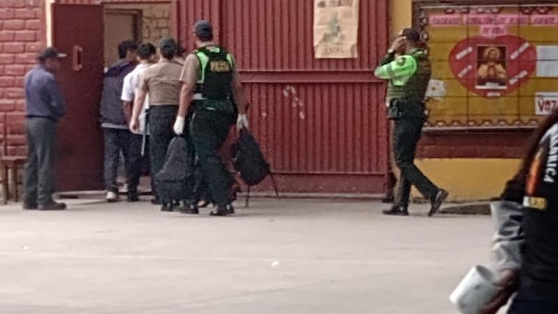 San Juan de Lurigancho Escolares Colegio Armas de fuego UGEL Fe y Alegría Policía Nacional