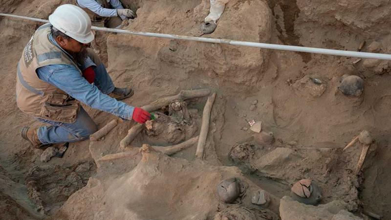 Carabayllo tumbas prehispánicas niños