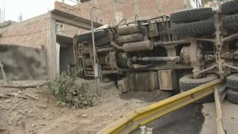 Villa El Salvador Accidente de tránsito Camión Muerto Policía Nacional Cámaras de vigilancia Chofer