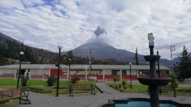 VOLCÁN UBINAS