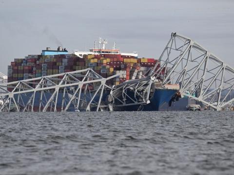 La reapertura del puerto de Baltimore llevará tiempo tras derrumbe de puente