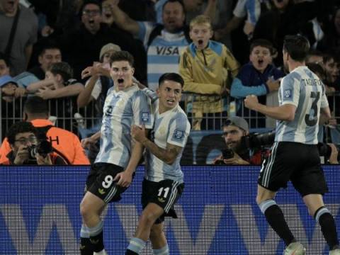Selección Peruana venció 4-1 a Brasil en el Monumental de Buenos Aires