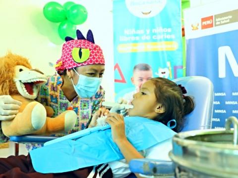 ministerio de Salud San Juan de Miraflores salud bucal niños