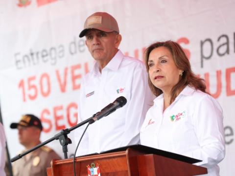 Dina Boluarte Policía Nacional Mininter Vehículos Lima Callao