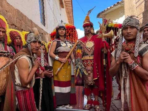 #IntiRaymixTVPerú: Inca y Coya llegan a la Plaza de Armas de Cusco