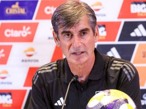 Oscar Ibáñez anuncia su primera convocatoria en la Selección Peruana para las Eliminatorias Sudamericanas