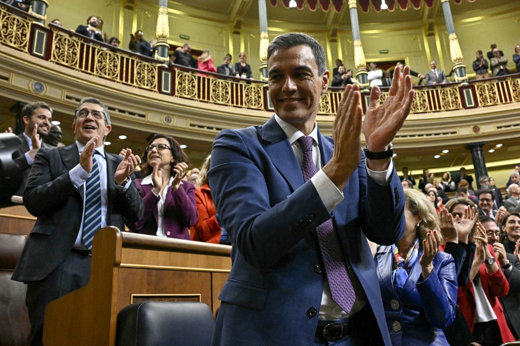 Pedro Sánchez reelegido presidente del gobierno español