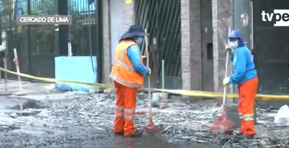 escombros barrios altos incendio cercado de Lima