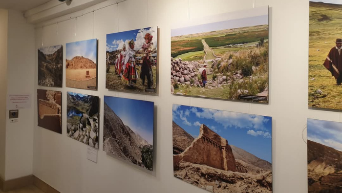 galería muestra fotográfica 