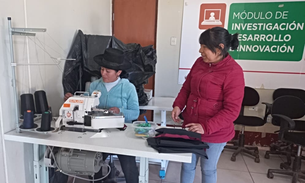 pais midis mujeres
