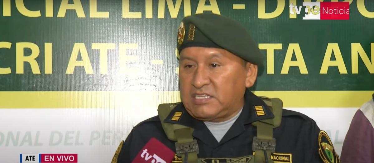 policía marihuana tráiler